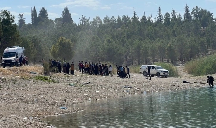 Şanlıurfa'da baraj gölüne giren 2 kişi boğuldu