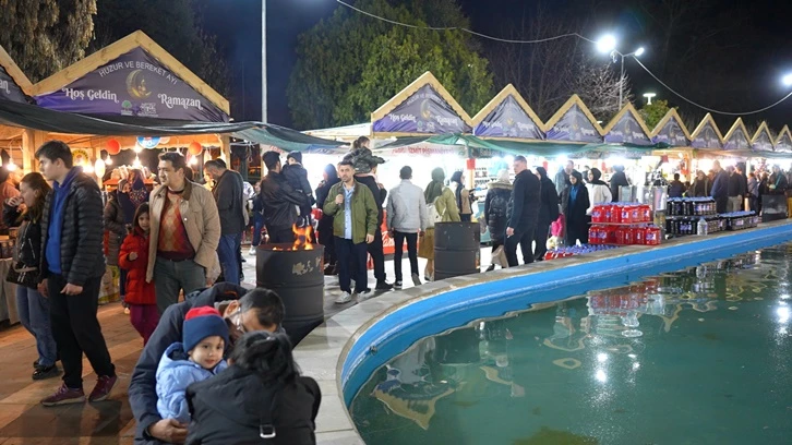 Şehitkamil Belediyesi Ramazan Sokağı ilgi görüyor