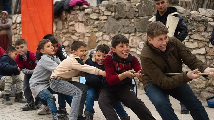 Şehitkamil'den “Köy Okulları Çocuk Şenliği”