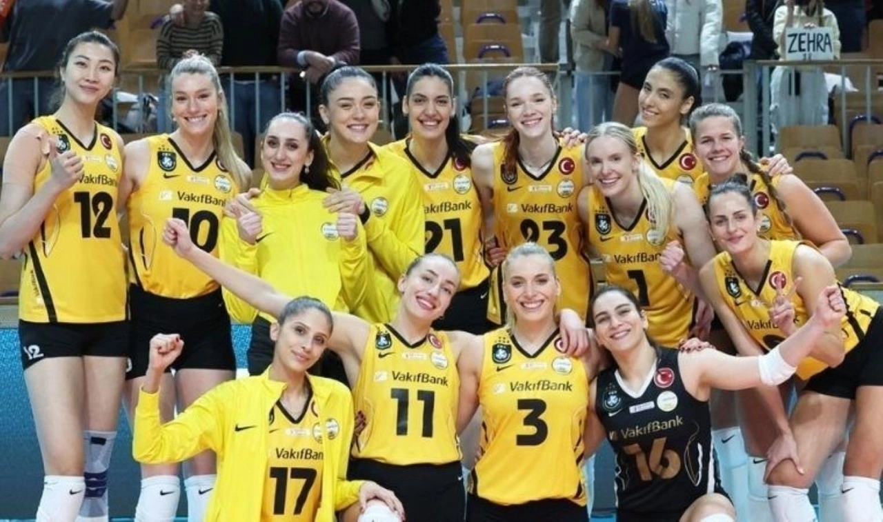 VakıfBank, Calcit Kamnik'i rahat geçti