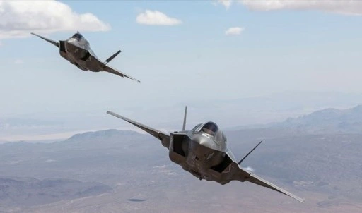 İki F-35 savaş uçağı acil iniş yaptı!