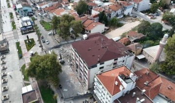 50 yıllık belediye binası yıkılıyor: Yeni tasarım 'yarışma' ile belli olacak