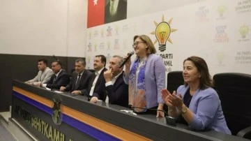 AK Parti Şehitkamil'de haftalık yönetim toplantısı