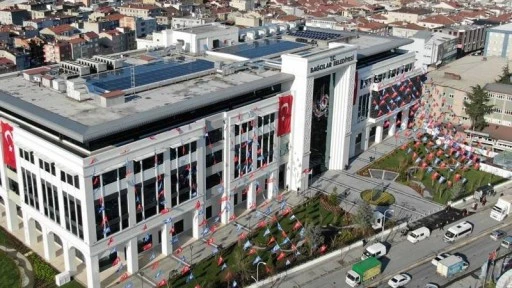 AKP'li Bağcılar Belediyesi 2024 yılında dördüncü kez araç ihalesine çıktı