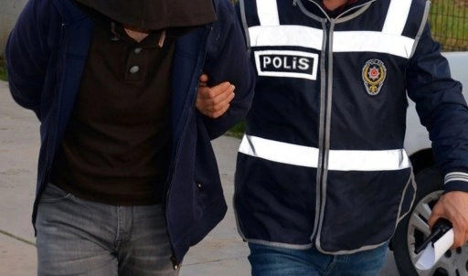 Arnavutköy’de iş yerlerine silahlı saldırı operasyonu: 5 tutuklama