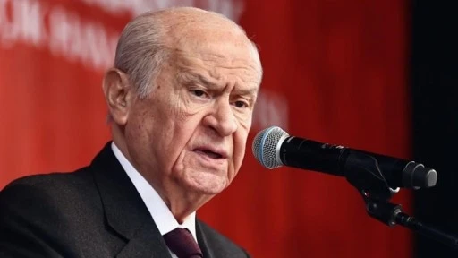 Bahçeli: Ateşe dökülen benzin ilk dökeni yakacak!