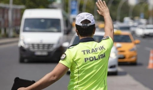 Bakan Yerlikaya açıkladı: Binlerce sürücüye işlem yapıldı!