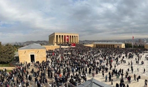 Bakanlık açıkladı: Anıtkabir'e 10 Kasım'da rekor ziyaretçi