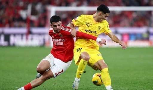 Benfica şampiyonluk yarışında ağır yaralı!