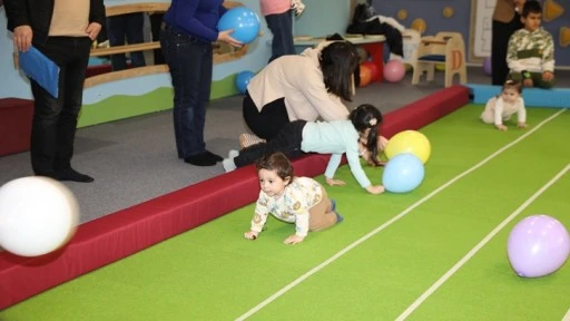 Büyükşehir'den Bebek Emekleme Yarışması