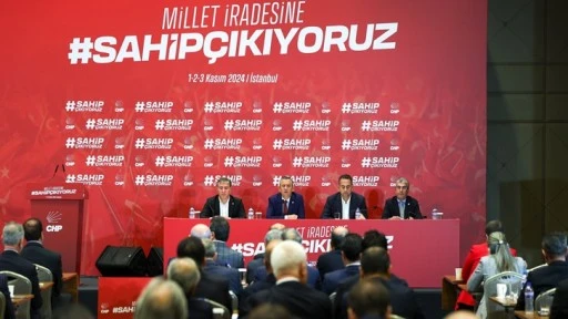 CHP MYK Özer'in tutuklanmasının ardından İstanbul'da olağanüstü toplandı