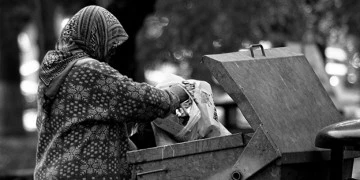 Enflasyonda birinci yoksullukta ikinciyiz