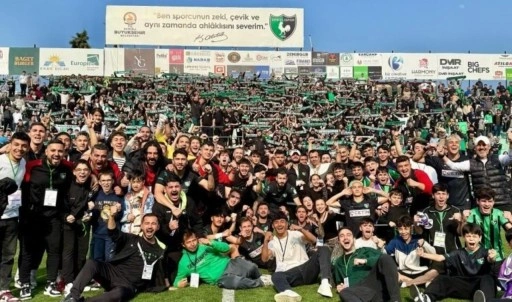 Futbolculara rest çekmişti: Denizlispor'da istifa kararı!