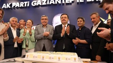 Gaziantep’te Ak Parti’nin 23. yıl dönümü coşkuyla kutlandı