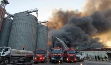 Gaziantep'te halı fabrikasında korkutan yangın!