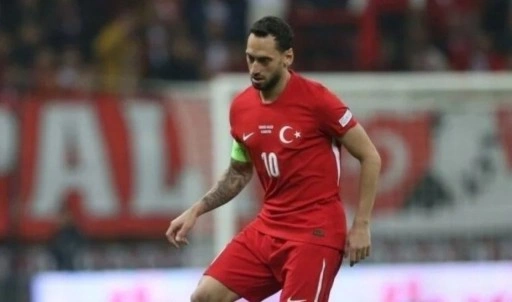 Hakan Çalhanoğlu, Tugay Kerimoğlu'nu geride bıraktı