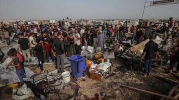 İsrail çadır kenti vurdu, 29 kişi hayatını kaybetti