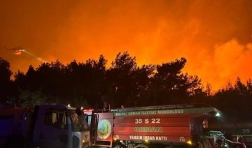 İzmir’deki yangın yerleşim yerlerine yaklaştı, tahliye başladı!