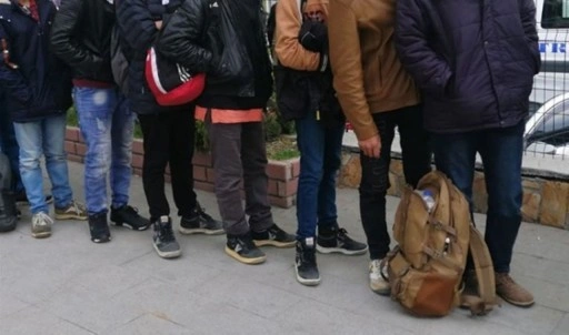Kırklareli ve Edirne'de operasyon: 24 kaçak göçmen yakalandı