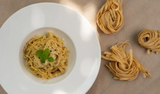 MasterChef Fettucini Alfredo nasıl yapılır? Şefinden enfes Fettucini Alfredo tarifi...