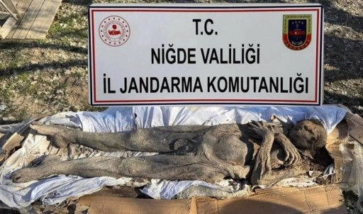 Niğde'de mumya satmaya çalışanlar yakalandı!