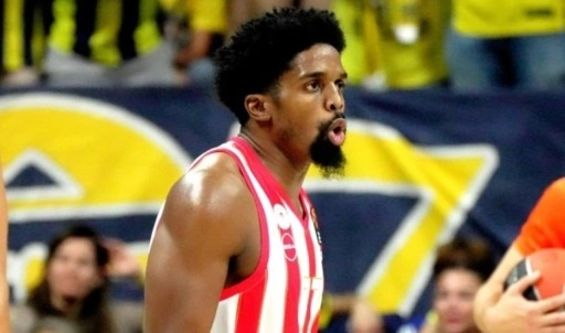 Olympiakoslu basketbolcudan flaş açıklama: 'Fenerbahçe'yi şikayet edeceğim'