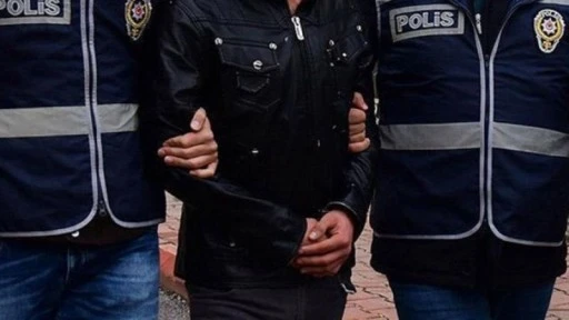 Polis ekipleri fark etti: Amasya'da kaçak göçmen taşıyan TIR şoförü tutuklandı