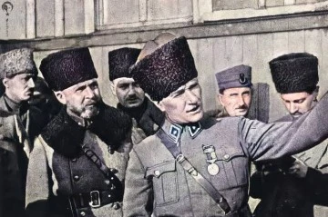 Prof. Dr. Uyar, Atatürk’ün başkumandan unvanını aldığı süreci anlattı