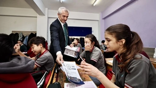 Şahinbey Belediyesi'nden öğrencilere sınav öncesinde deneme seti 