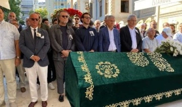 Sevenleri ve edebiyatçı dostları 50 kuşağının usta yazarı FERİT Edgü için cenaze törenindeydi
