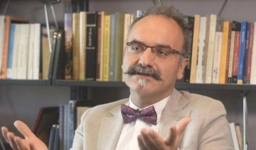 Tarihçi Emrah Safa Gürkan, tarih öğrenmek için iki oyun önerdi