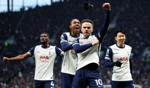 Tottenham, kendi sahasında Manchester United'ı yıktı!