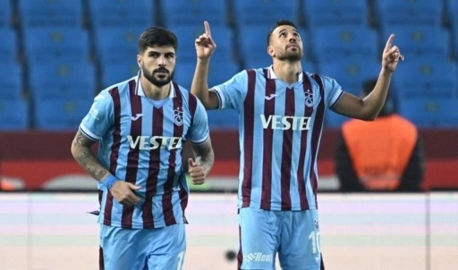 Trabzonspor Mahmoud Trezeguet'nin ayrılığını resmen açıkladı: Yeni adresi belli oldu!