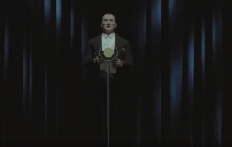 İSTANBUL&#039;DA ATATÜRK HOLOGRAMLI KUTLAMA