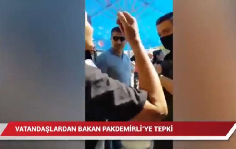 PAKDEMİRLİ MİLAS&#039;TA BÖYLE PROTESTO EDİLDİ: HÜKÜMET İSTİFA SESLERİYLE UZAKLAŞTI...