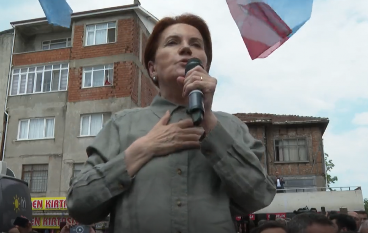 AKŞENER KILIÇDAROĞLU&#039;NDAN ÖZÜR DİLEDİ