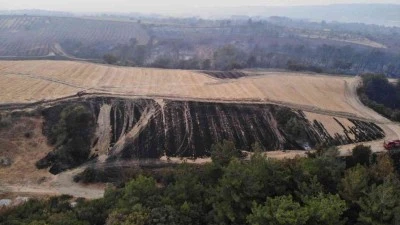 ÇANAKKALE'DEKİ YANGIN HAVADAN BÖYLE GÖRÜNTÜLENDİ