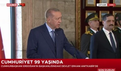 Erdoğan, Anıtkabir Özel Defteri'ne TOGG yazdı