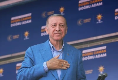 ERDOĞAN ORDU'DA ŞARKI SÖYLEDİ